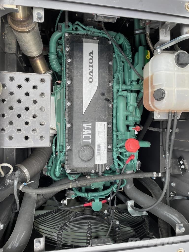 Volvo EC250E Raupenbagger