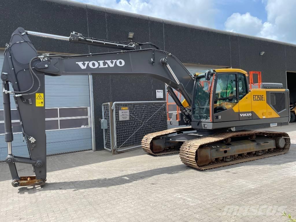 Volvo EC250E Raupenbagger