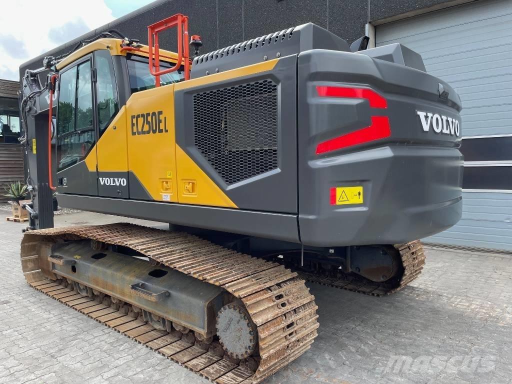 Volvo EC250E Raupenbagger
