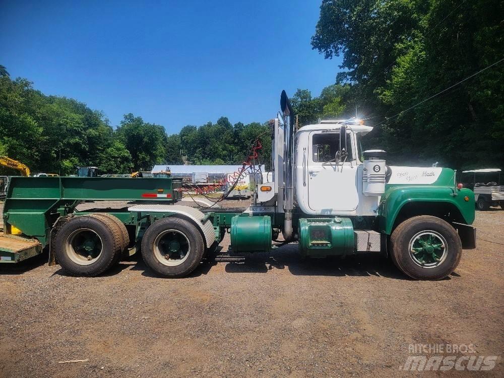 Mack R 688 ST Sattelzugmaschinen