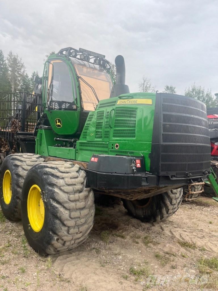 John Deere 1910G Forwarder