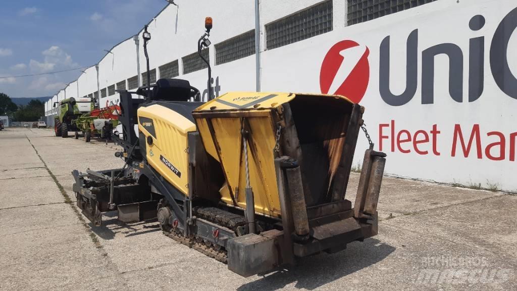 Bomag BF 200 C-2 Strassenfertiger