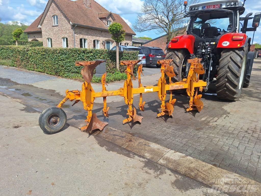 Huard QR 65 T70 Konventionelle Pflüge