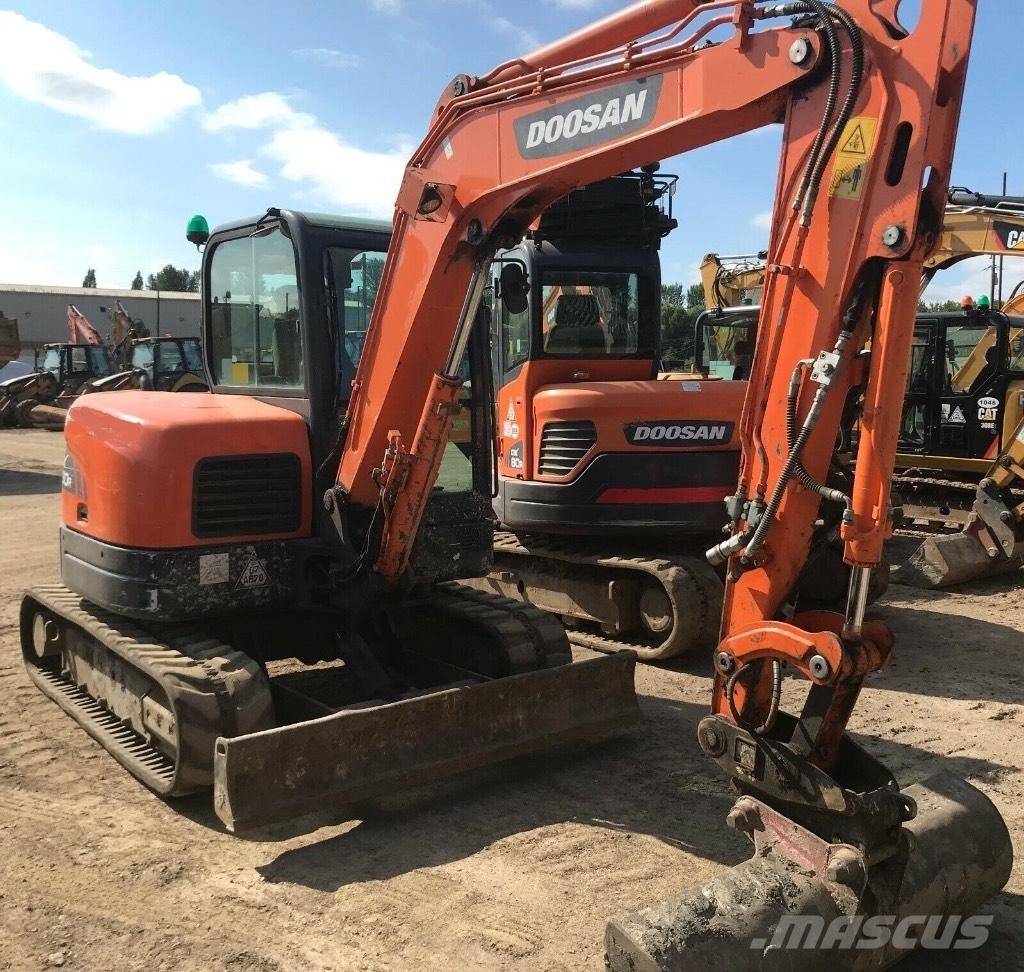 Doosan DX 60 R Minibagger < 7t