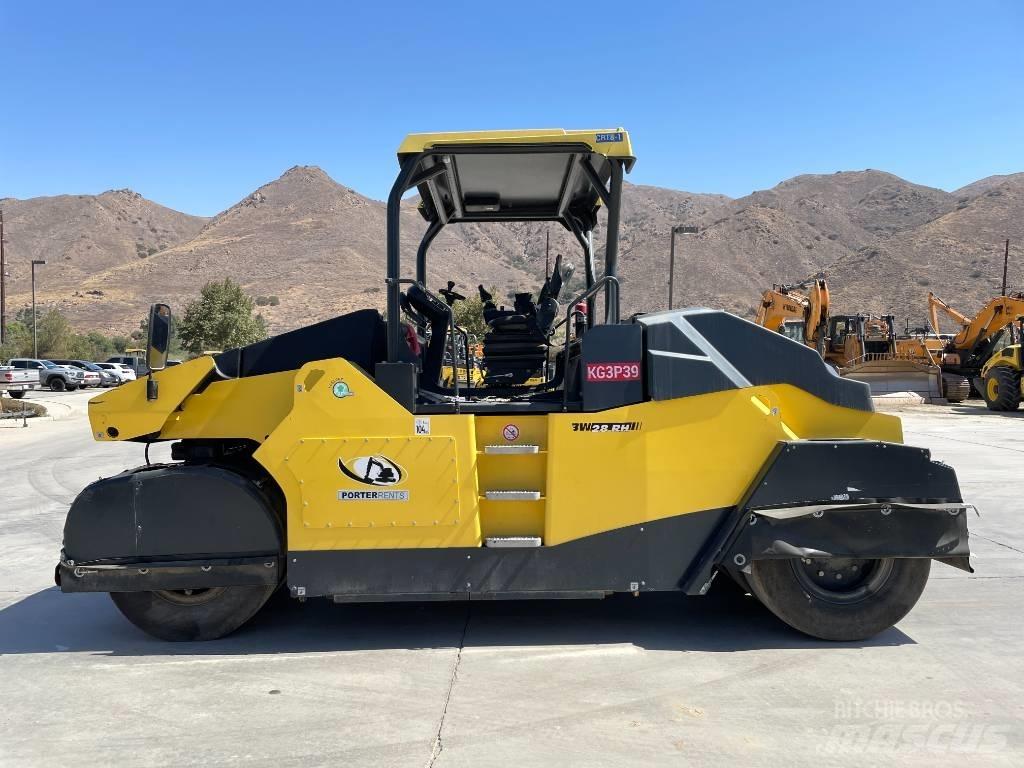 Bomag BW28RH Gummiradwalzen