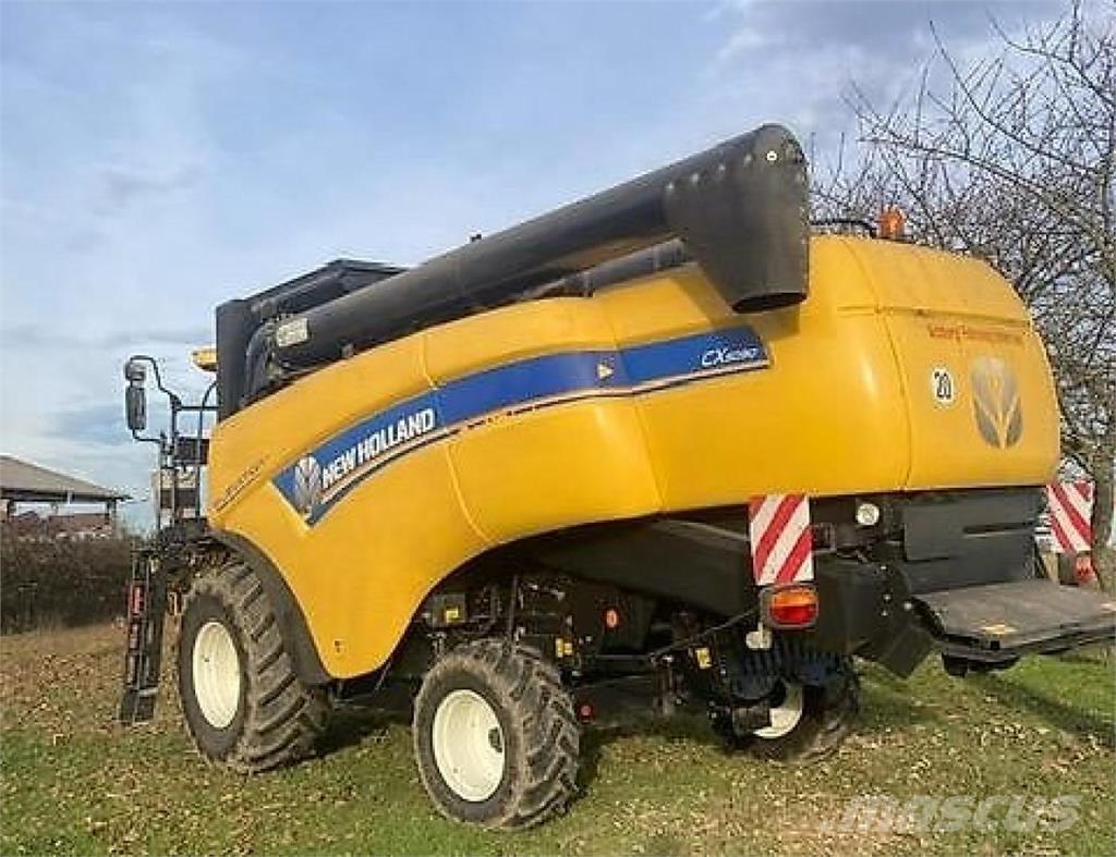 New Holland CX5090 Mähdrescher