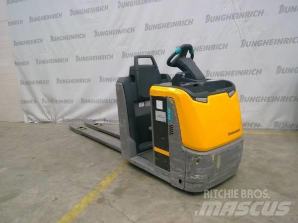 Jungheinrich ECE 225 Niederhub-Kommissionierer