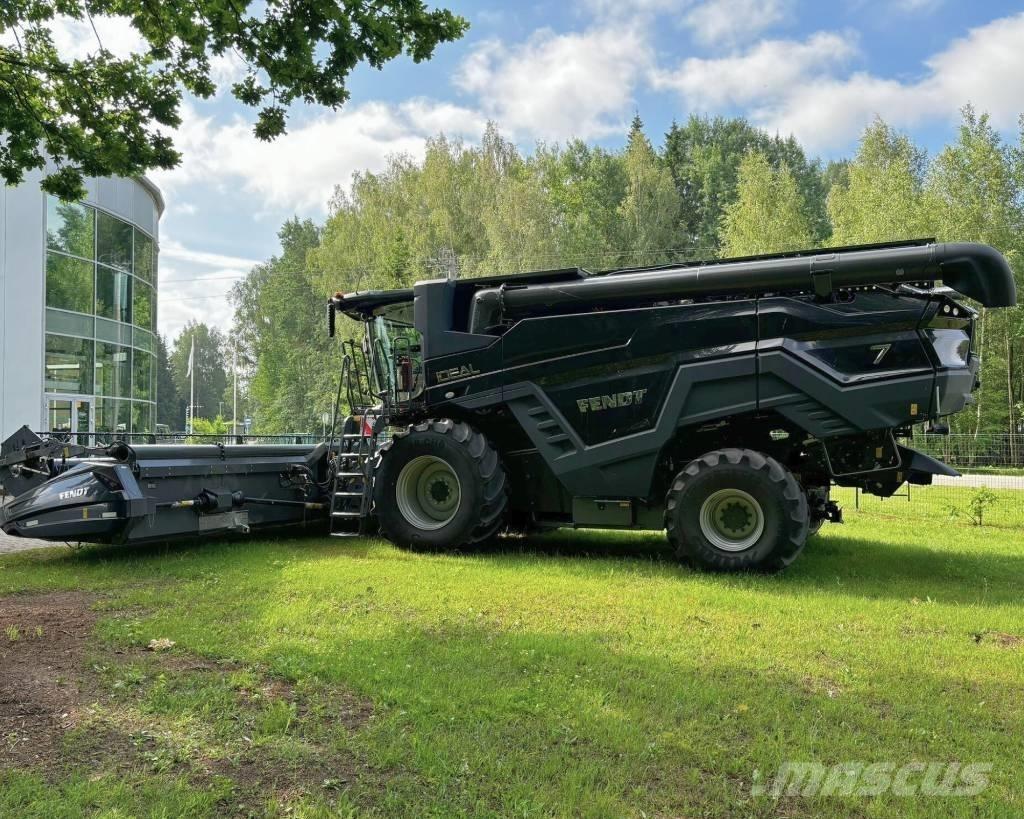 Fendt Ideal 7 Mähdrescher