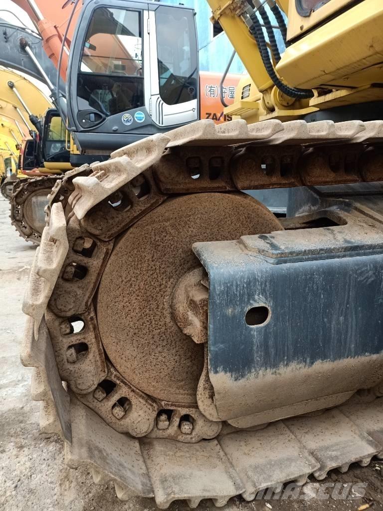 Komatsu PC400-7 Raupenbagger