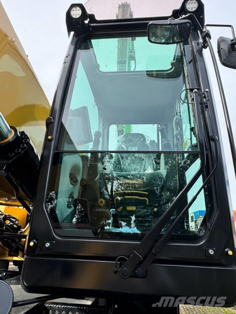 CAT MH 3040 Materialumschlag