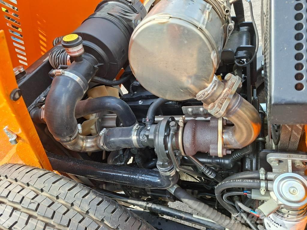 Forst ST6D Holzhäcksler