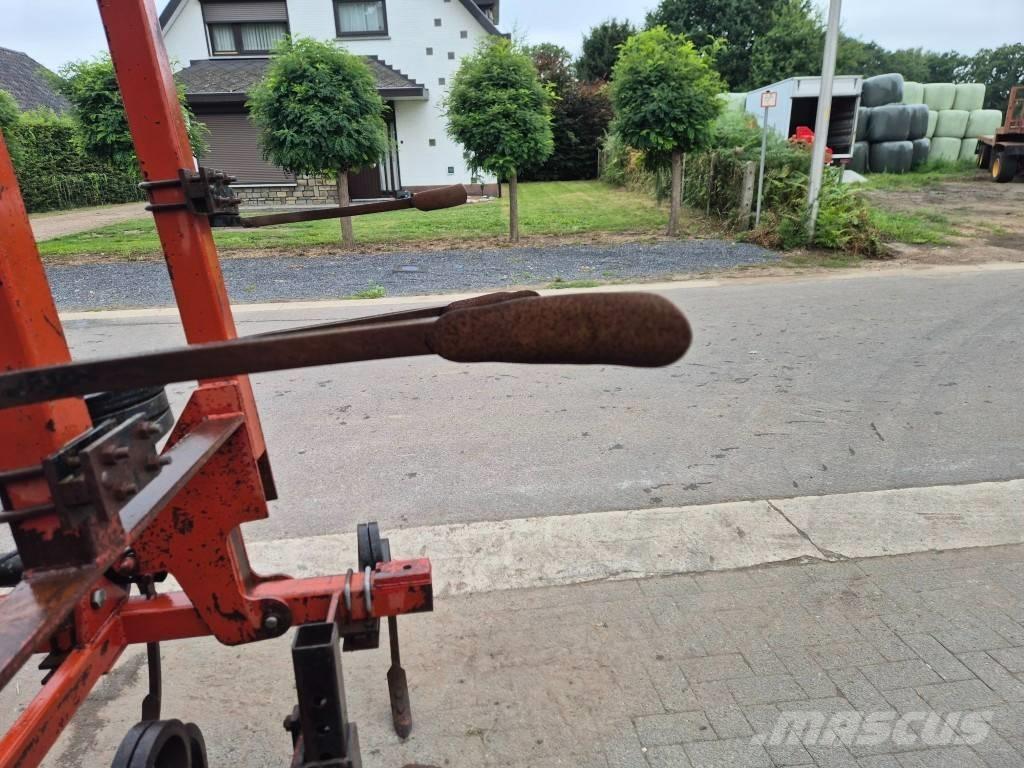  Cultivator 580 Grubber