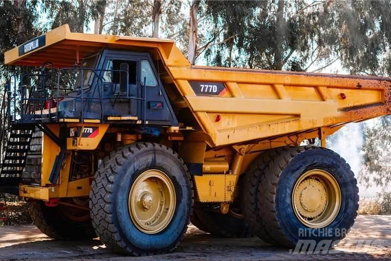 CAT 777D Andere Fahrzeuge