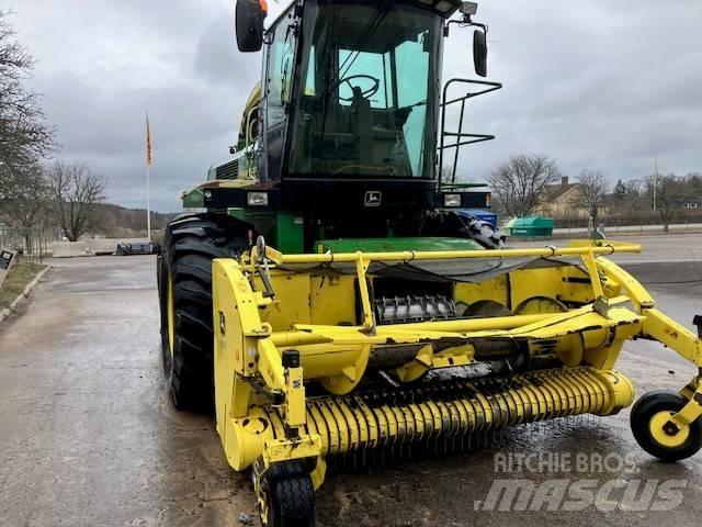 John Deere 6950 Selbstfahrende Häcksler