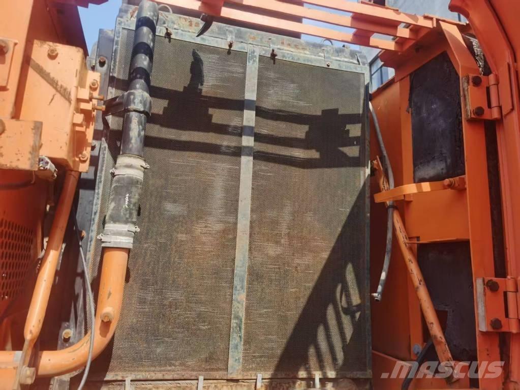 Doosan DH 210 W-7 Mobilbagger