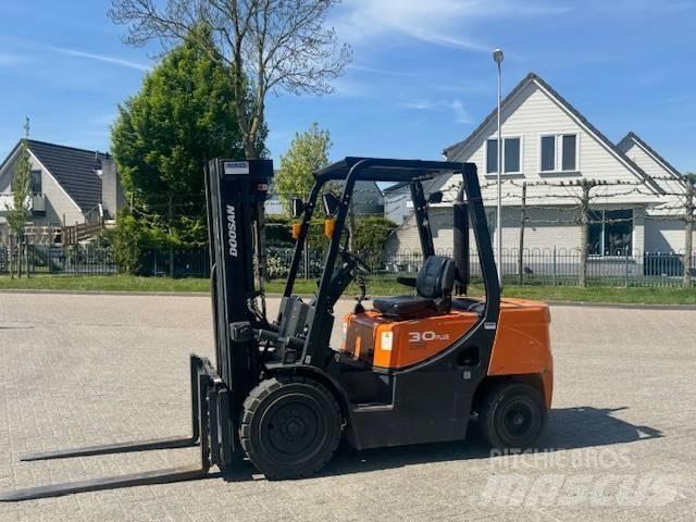 Doosan D30 Plus Diesel heftrucks