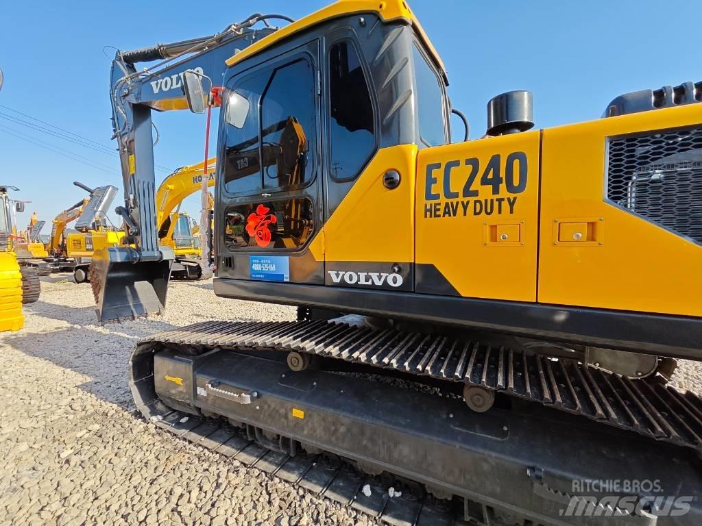 Volvo EC 240 B LC Raupenbagger