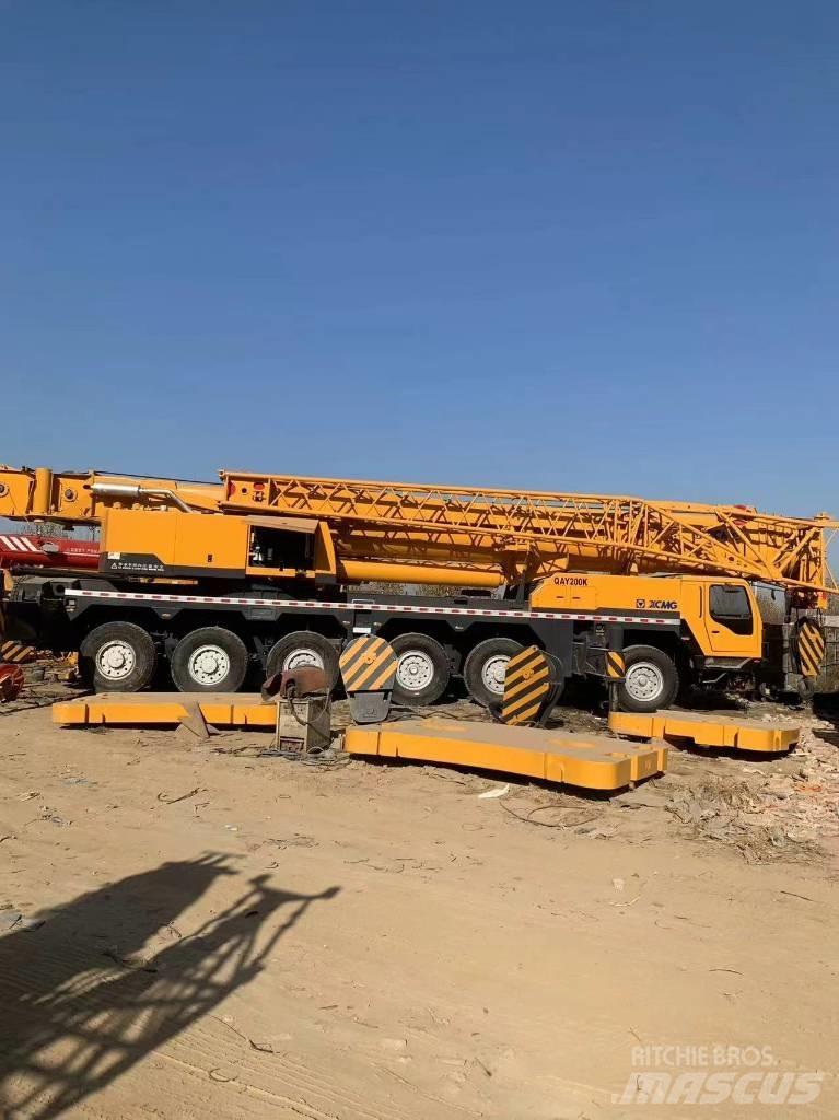 XCMG QY220 Kranen voor alle terreinen