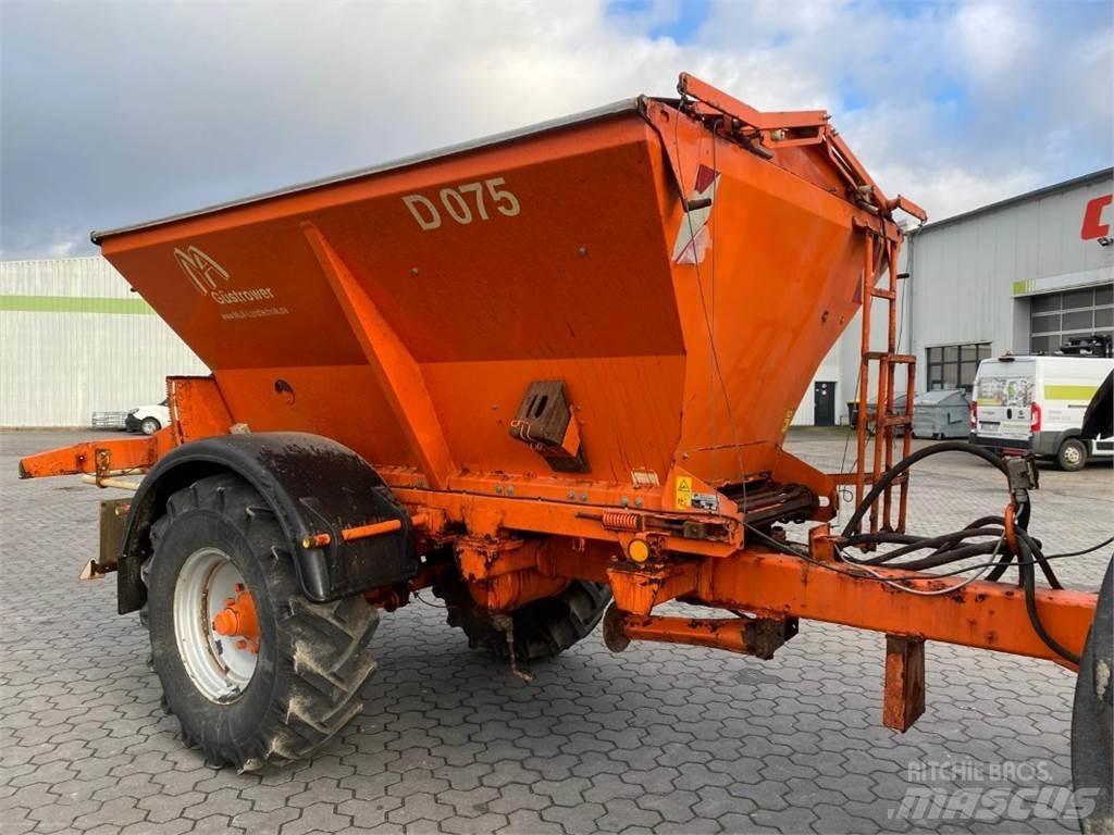  GÜSTROWER D075 Mineraldüngerstreuer