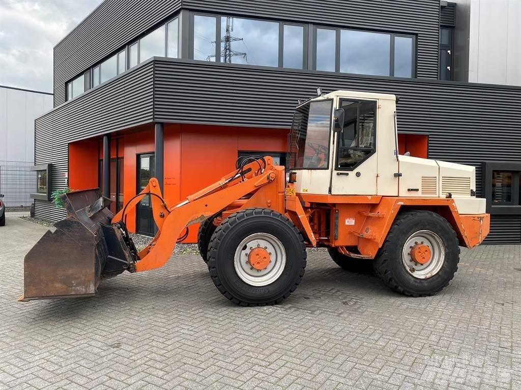 Schaeff SKS 661 Radlader