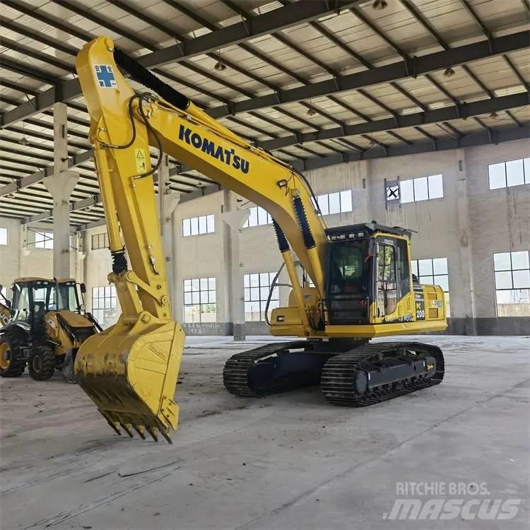 Komatsu PC200-8 Raupenbagger