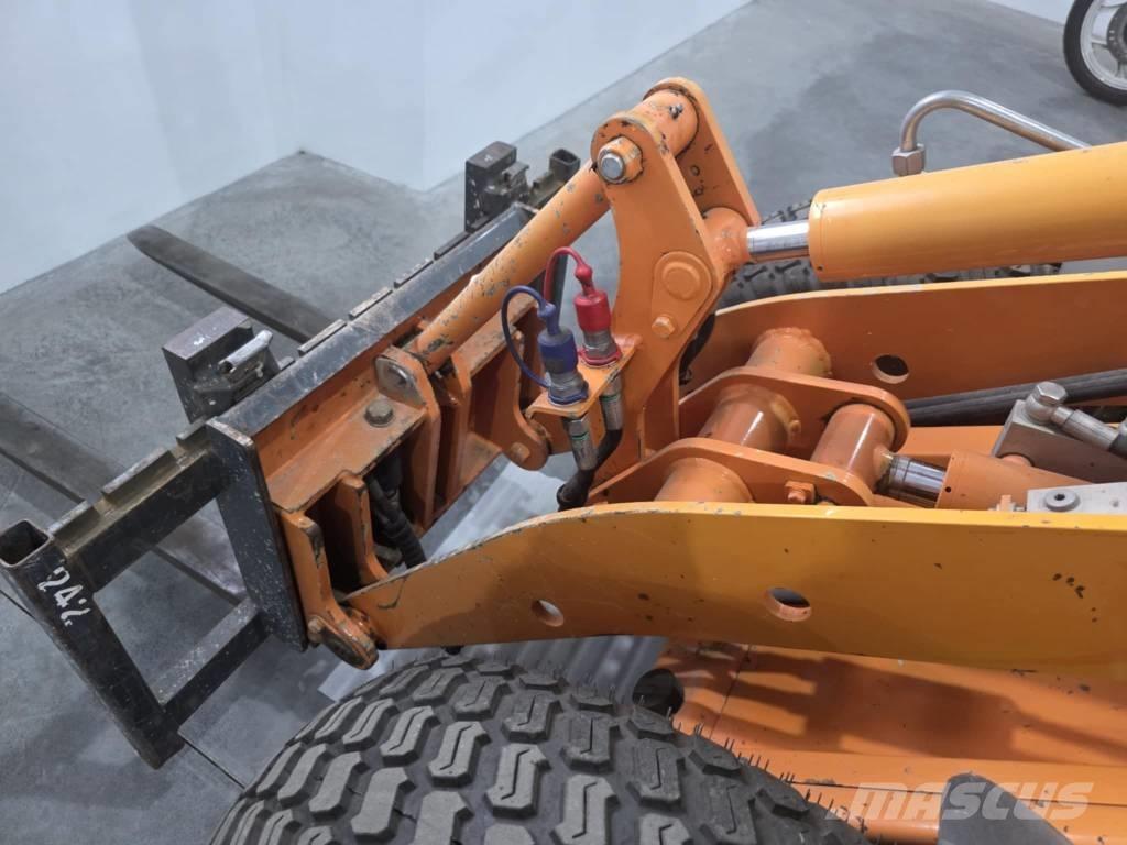 Knikmops KM 130 Minilader
