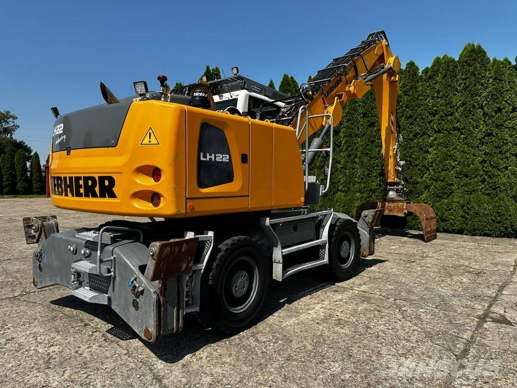 Liebherr LH 22 M Materialumschlag