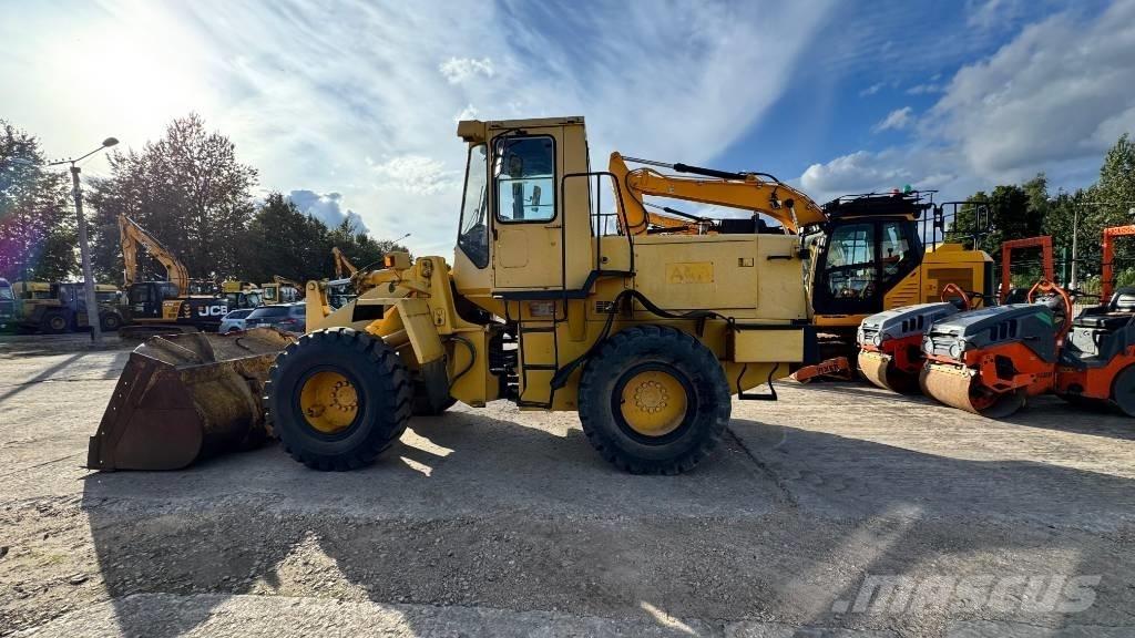 Komatsu WA 200 Radlader