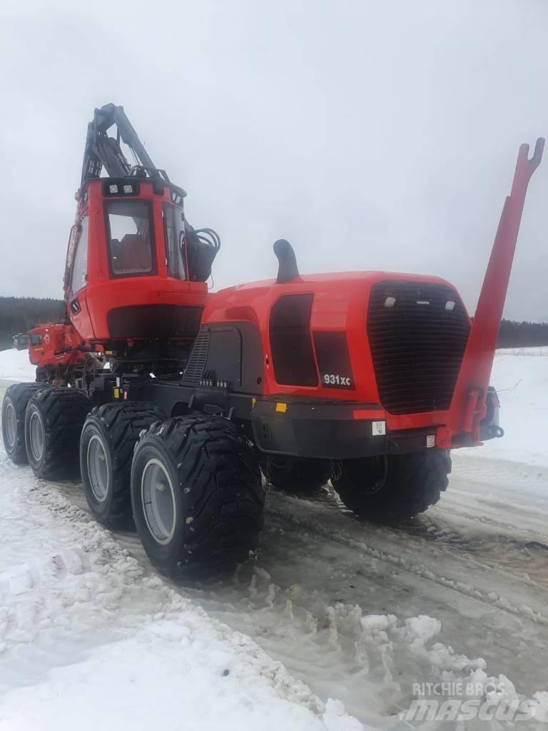 Komatsu 931 XC Harvester