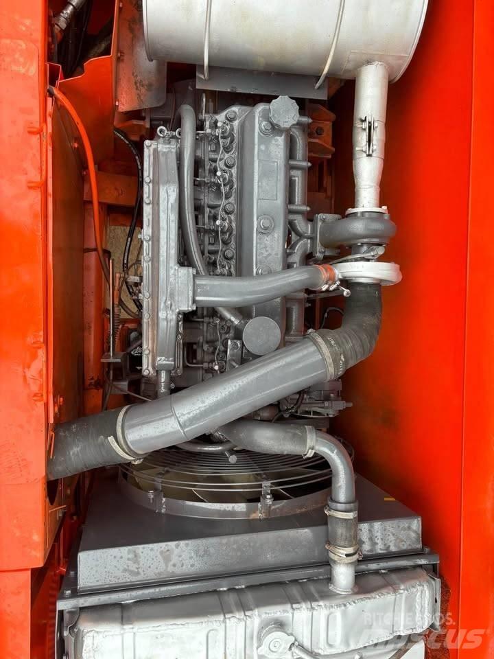 Doosan DX 225 LCA Raupenbagger