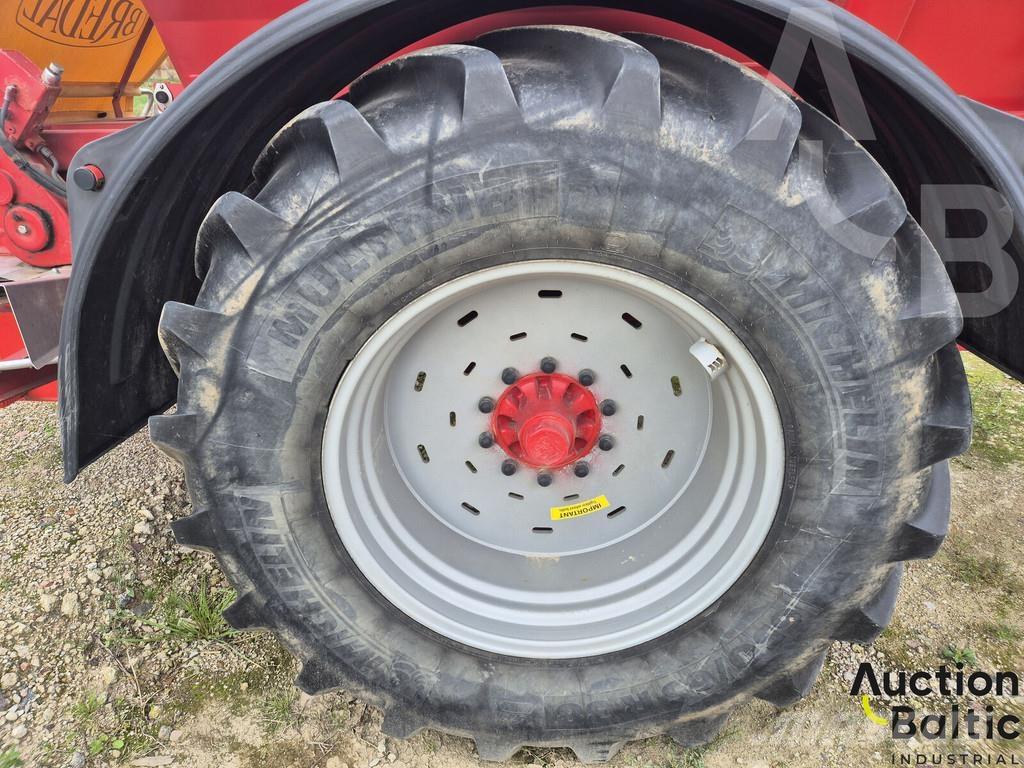 Bredal F10 Mineraldüngerstreuer