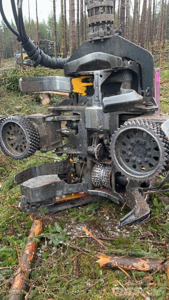 Ponsse BEAR 8W Harvester