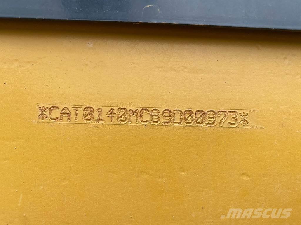 CAT 140M Grader