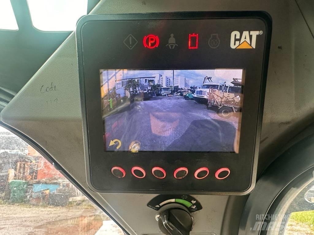 CAT 246 D Kompaktlader