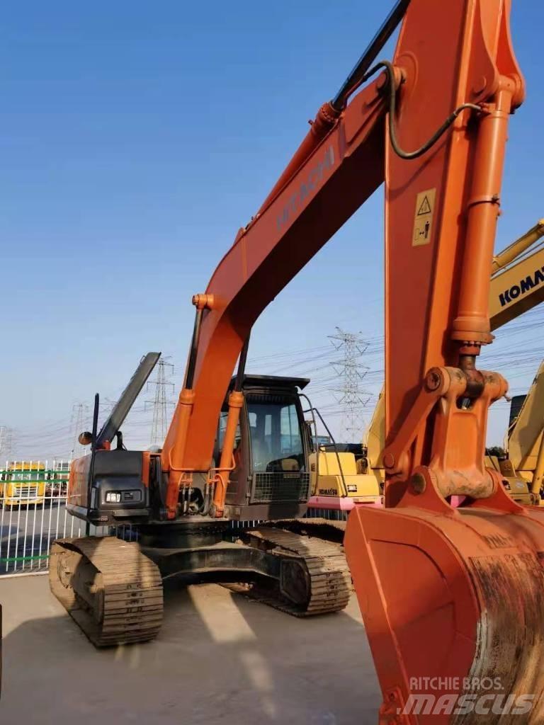 Hitachi ZX 210 Raupenbagger