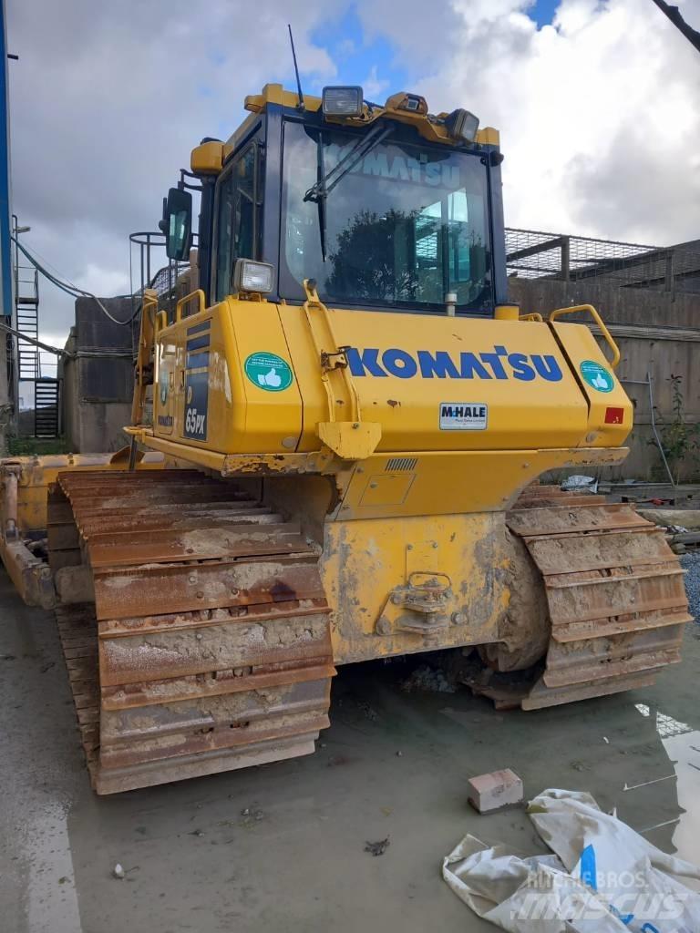 Komatsu D65PX-18 Bulldozer