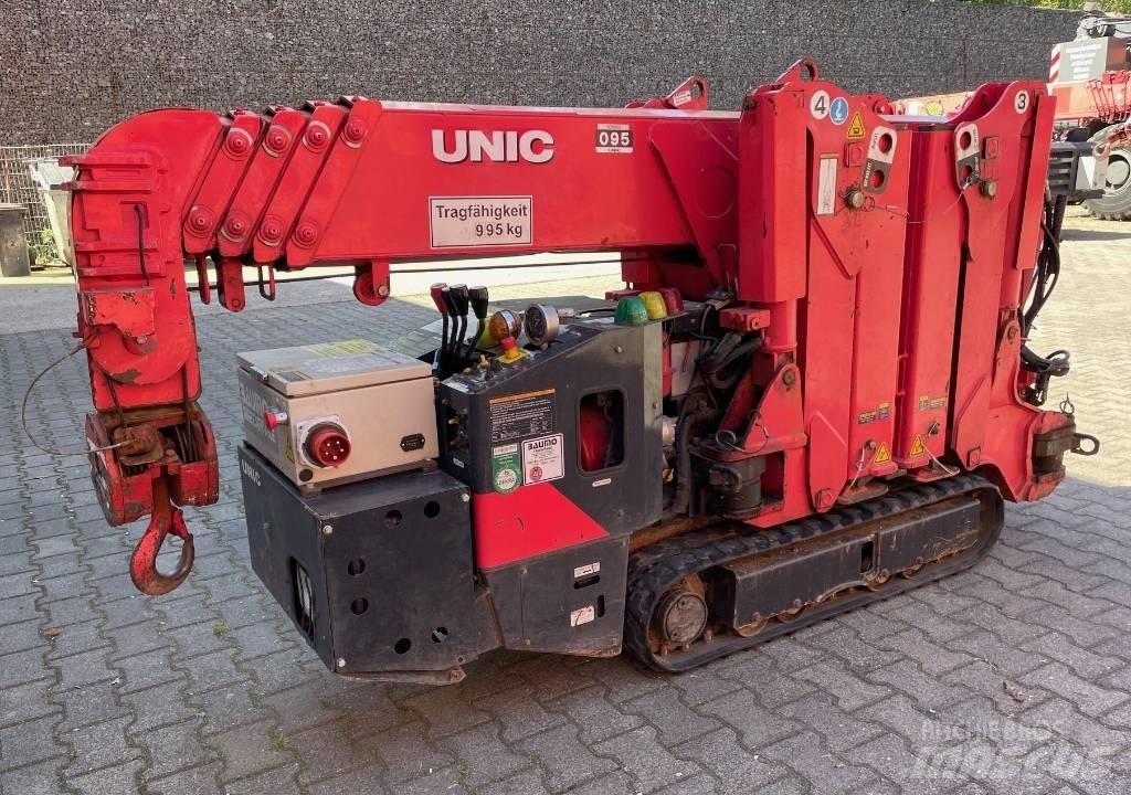 Unic URW-095 Raupenkrane