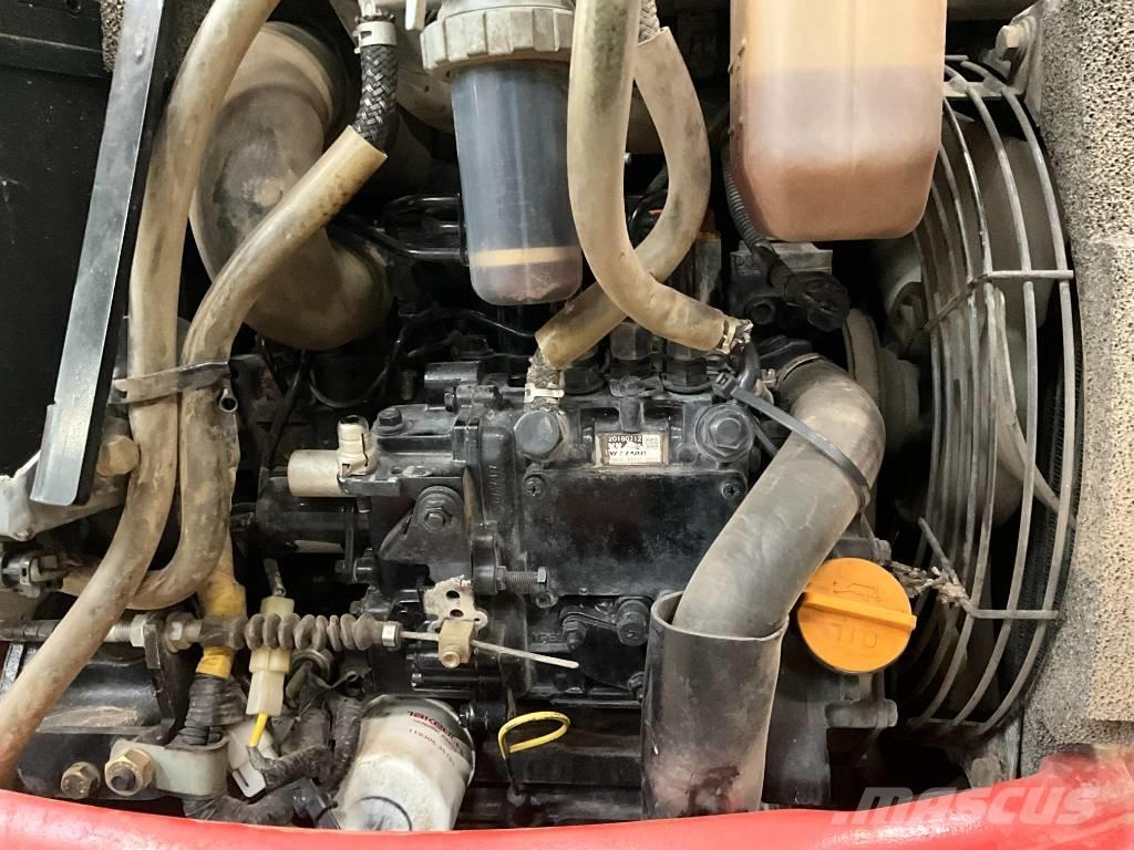 Takeuchi TB 215 R Minibagger < 7t