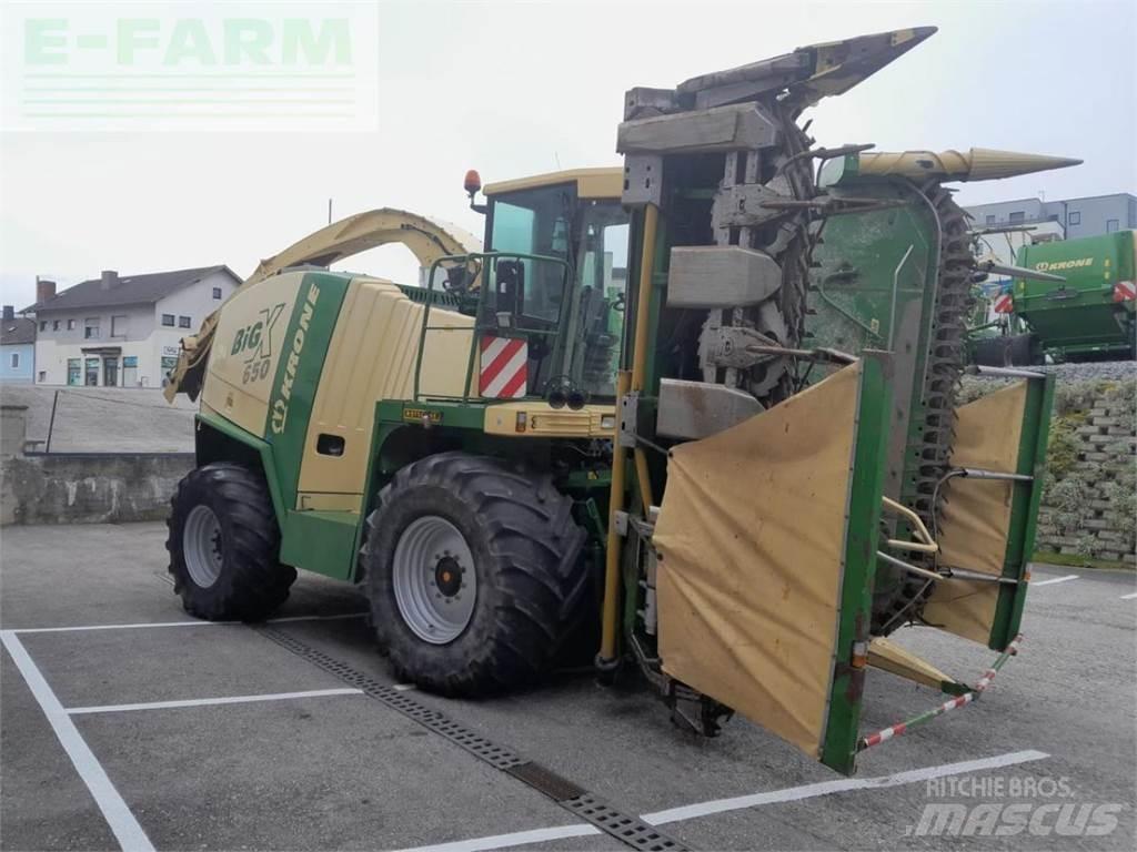 Krone big x 650 Selbstfahrende Häcksler