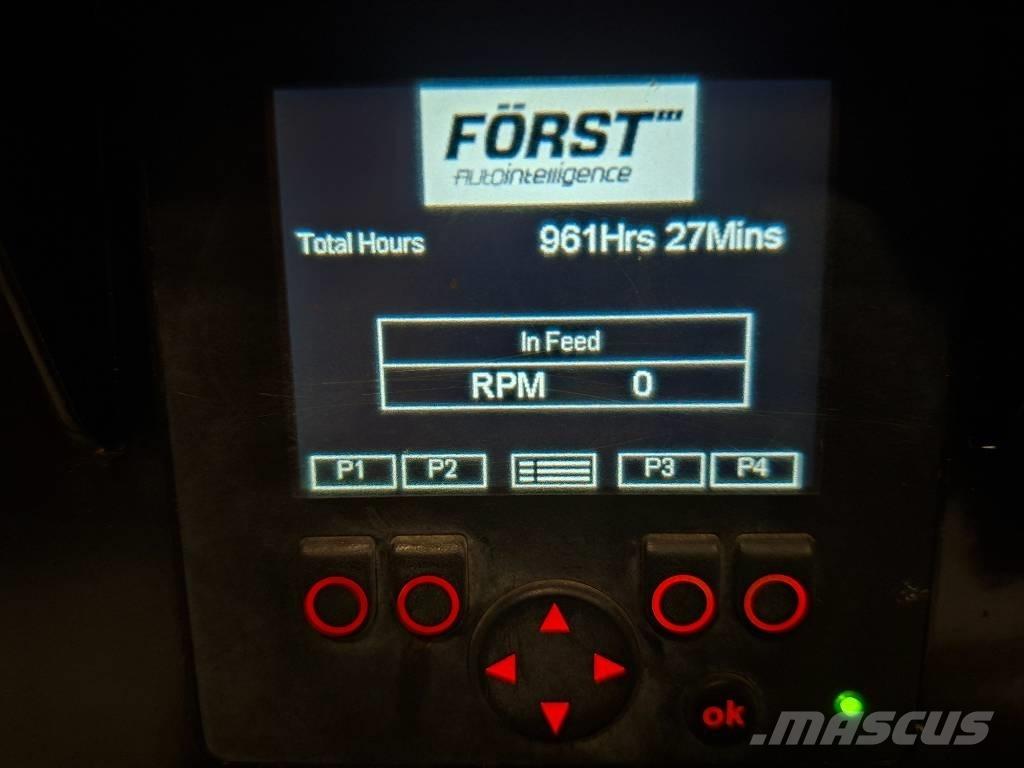 Forst ST8D Holzhäcksler