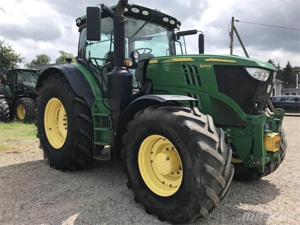 John Deere 6215R Traktoren