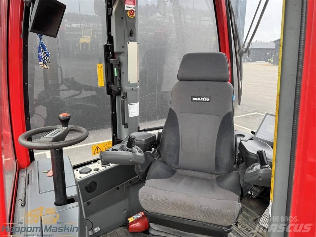 Komatsu 895 Forwarder