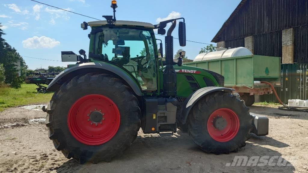 Fendt 724 Profi Plus Traktoren