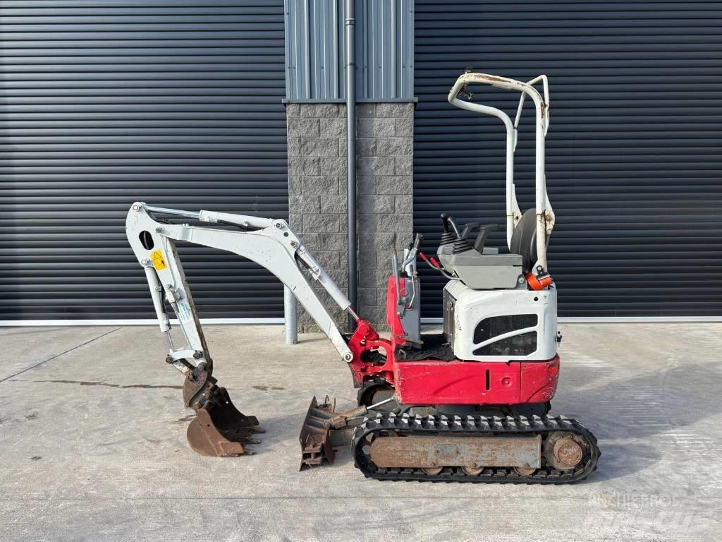 Takeuchi TB 210 R Minibagger < 7t