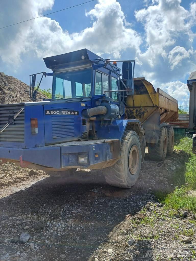 Volvo A30C Dumper - Knickgelenk