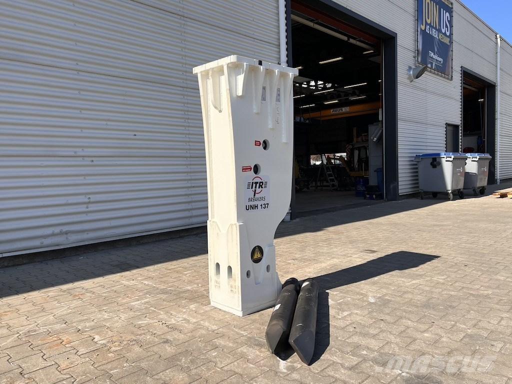 Hammer ITR UNH137 Hammer / Brecher