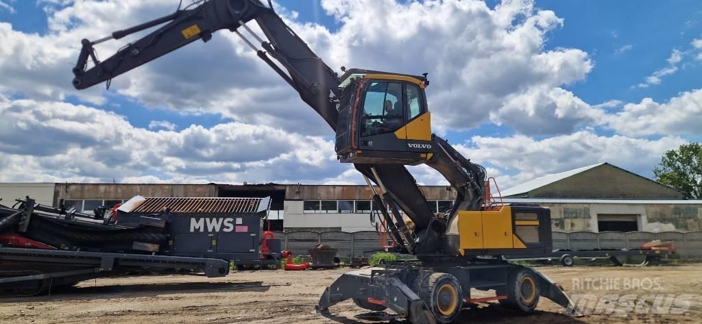 Volvo EW 240 E MH Materialumschlag