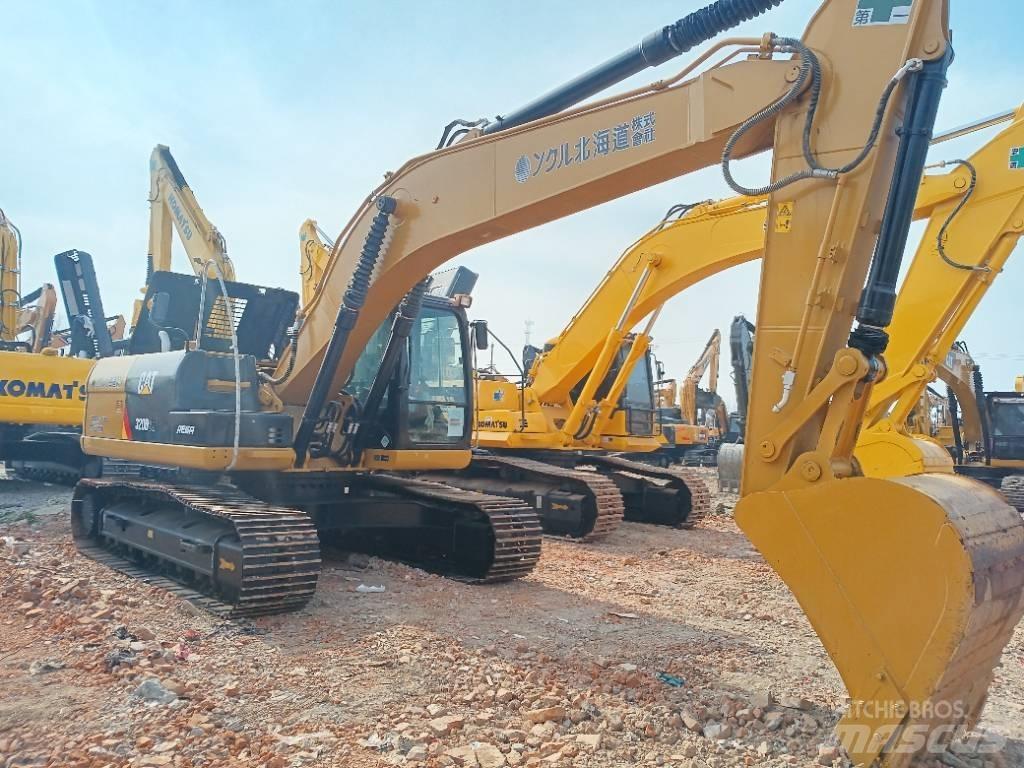 CAT 320D2 Midibagger  7t - 12t