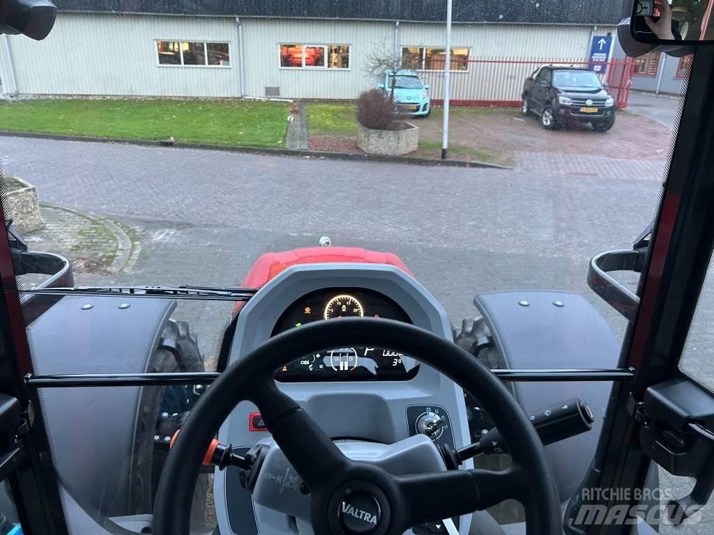 Valtra G125 Active Traktoren