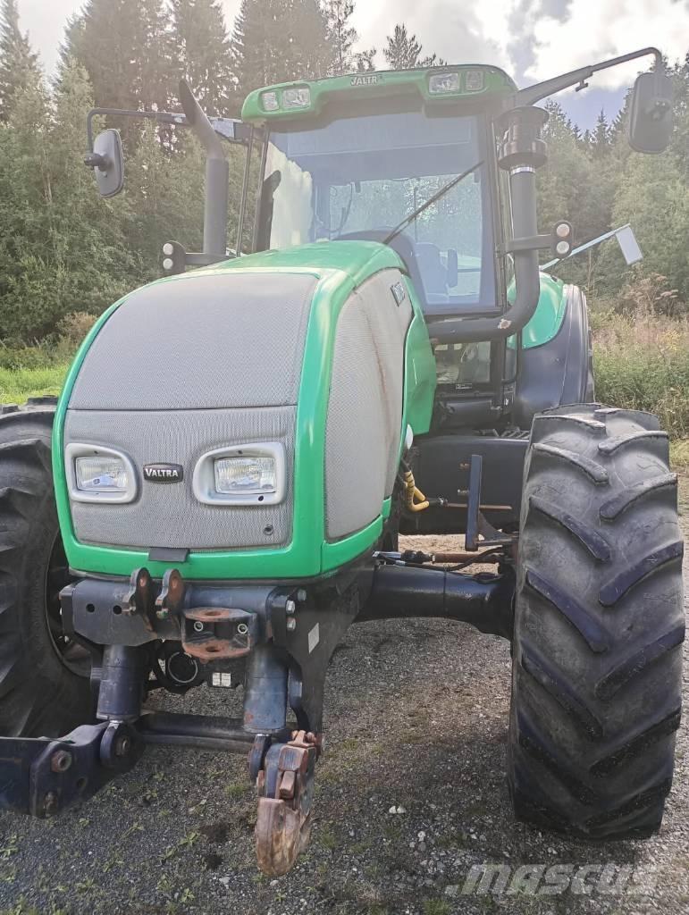 Valtra T190 Hi-tek Traktoren